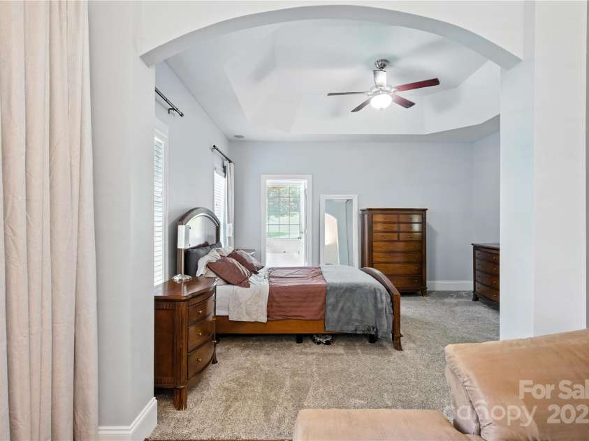 4605 Sarandon Court, Charlotte, NC 28215.  MLS# CAR4270506, YatesRealty ID 21577. Primary Bedroom Reading Area
