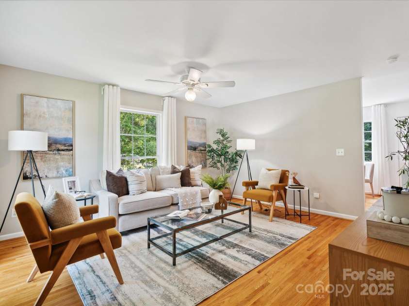 5828 Wilora Lake Road, Charlotte, NC 28212.  MLS# CAR4272574, YatesRealty ID 21579. 