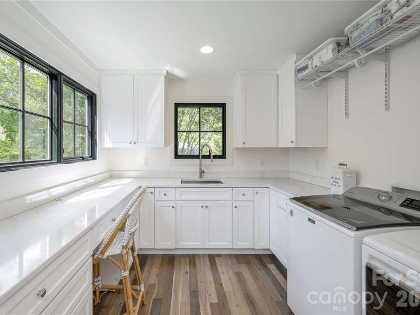17 Grove Street, Brevard, NC 28712.  MLS# CAR4377940, YatesRealty ID 21584. 