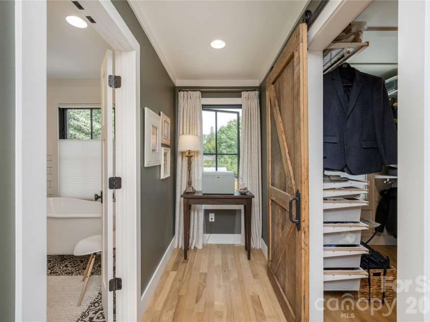 17 Grove Street, Brevard, NC 28712.  MLS# CAR4377940, YatesRealty ID 21584. 