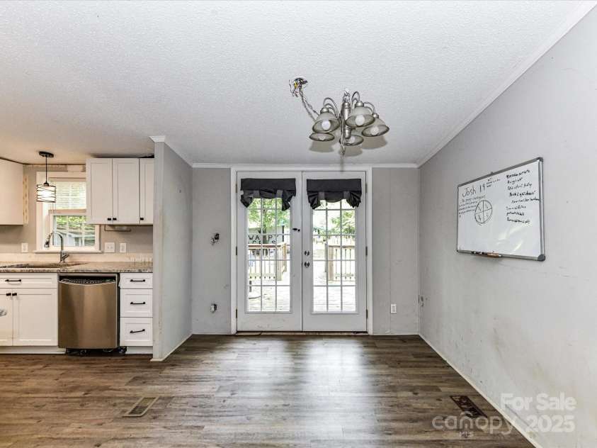615 Hawley Road, McConnells, SC 29726.  MLS# CAR4260455, YatesRealty ID 21584. 
