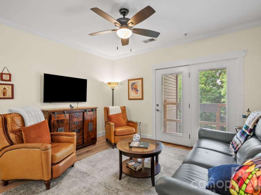 435 Appeldoorn Circle, Asheville, NC 28803.  MLS# CAR4381666, YatesRealty ID 21586. 