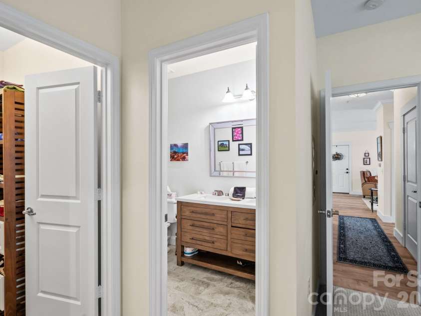 435 Appeldoorn Circle, Asheville, NC 28803.  MLS# CAR4381666, YatesRealty ID 21586. 