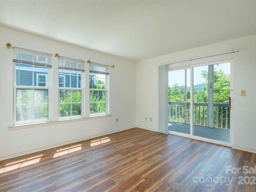 3101 Idle Hour Drive, Asheville, NC 28806.  MLS# CAR4247576, YatesRealty ID 21589. Your living room with a view