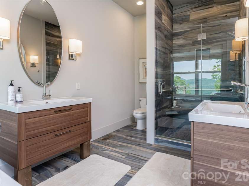 532 Tsali Crossing, Bryson City, NC 28713.  MLS# CAR4333421, YatesRealty ID 2159. 