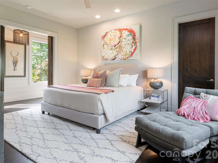 532 Tsali Crossing, Bryson City, NC 28713.  MLS# CAR4333421, YatesRealty ID 2159. 