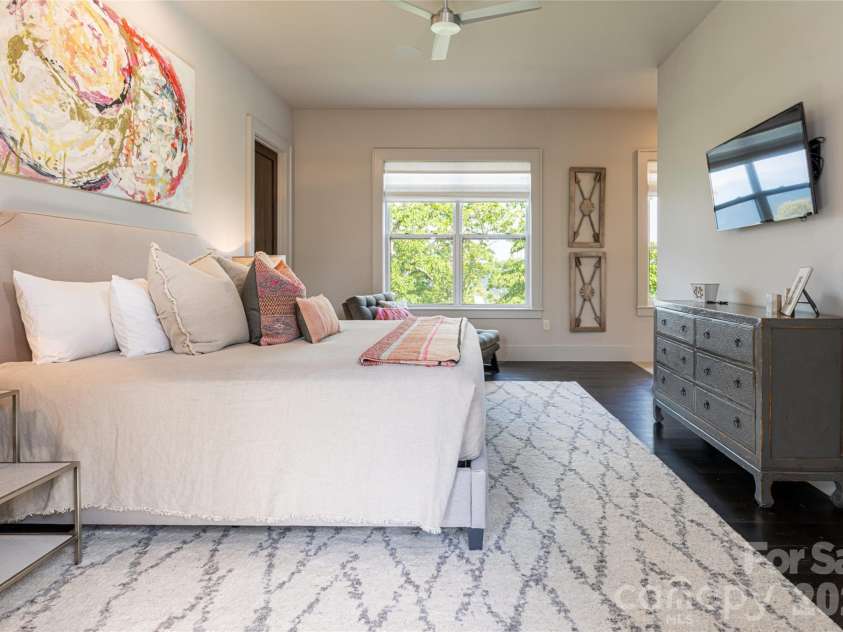 532 Tsali Crossing, Bryson City, NC 28713.  MLS# CAR4333421, YatesRealty ID 2159. 