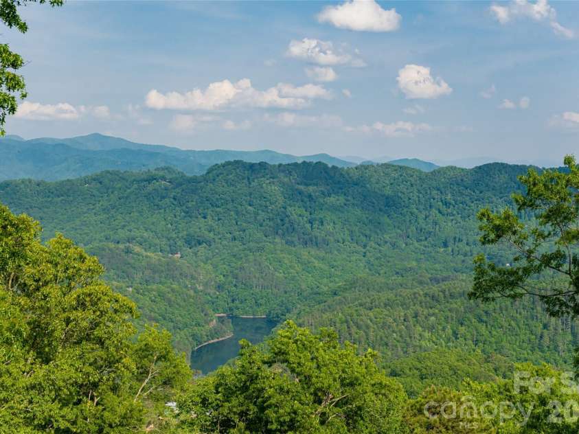 532 Tsali Crossing, Bryson City, NC 28713.  MLS# CAR4333421, YatesRealty ID 2159. 