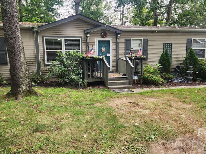 67 Indian Trail Road, Candler, NC 28715.  MLS# CAR4337508, YatesRealty ID 2159. 