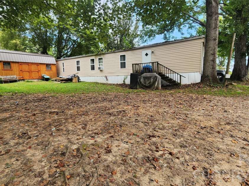 67 Indian Trail Road, Candler, NC 28715.  MLS# CAR4337508, YatesRealty ID 2159. 
