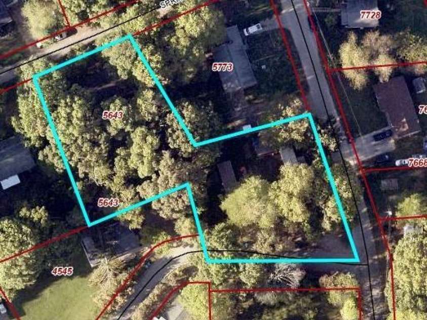 67 Indian Trail Road, Candler, NC 28715.  MLS# CAR4337508, YatesRealty ID 2159. 