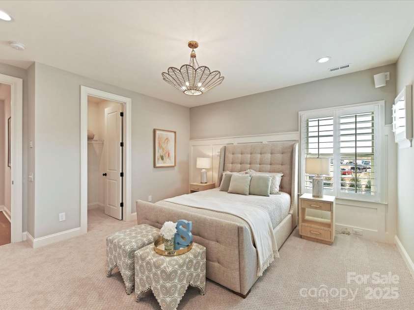 8111 Farm Crossing Lane, Huntersville, NC 28078.  MLS# CAR4189460, YatesRealty ID 2159. 