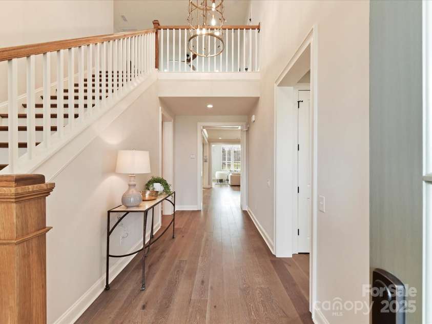 8111 Farm Crossing Lane, Huntersville, NC 28078.  MLS# CAR4189460, YatesRealty ID 2159. Front Entry