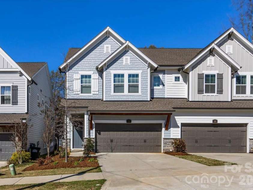 1241 Drummond Avenue, Charlotte, NC 28205.  MLS# CAR4362563, YatesRealty ID 21590. 