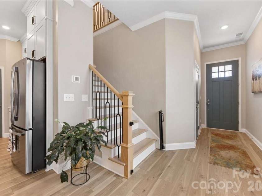 1241 Drummond Avenue, Charlotte, NC 28205.  MLS# CAR4362563, YatesRealty ID 21590. 