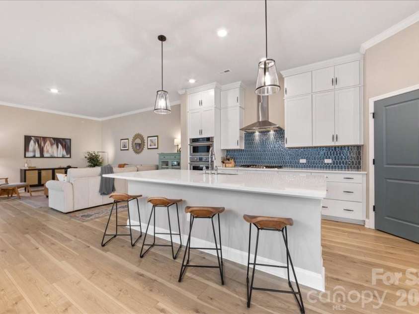 1241 Drummond Avenue, Charlotte, NC 28205.  MLS# CAR4362563, YatesRealty ID 21590. 