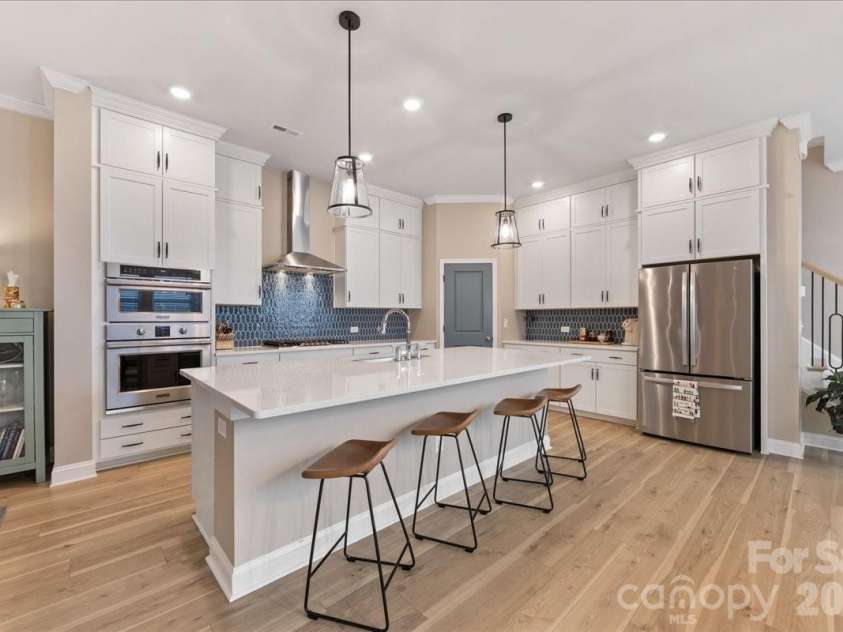 1241 Drummond Avenue, Charlotte, NC 28205.  MLS# CAR4362563, YatesRealty ID 21590. 