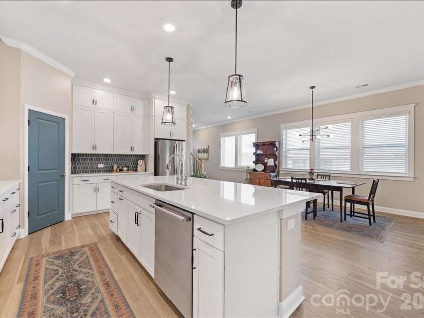 1241 Drummond Avenue, Charlotte, NC 28205.  MLS# CAR4362563, YatesRealty ID 21590. 