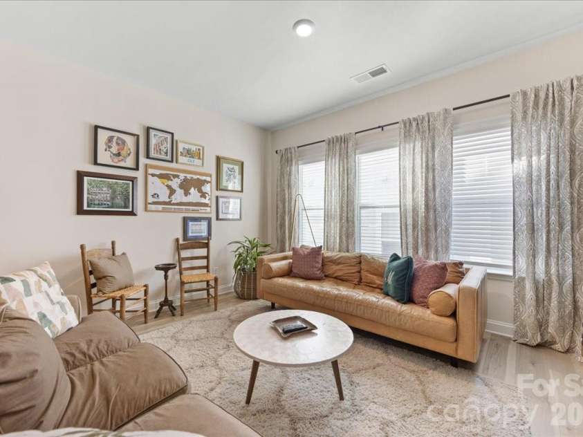 1241 Drummond Avenue, Charlotte, NC 28205.  MLS# CAR4362563, YatesRealty ID 21590. 