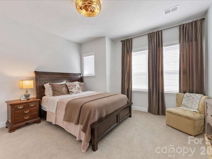 1241 Drummond Avenue, Charlotte, NC 28205.  MLS# CAR4362563, YatesRealty ID 21590. 