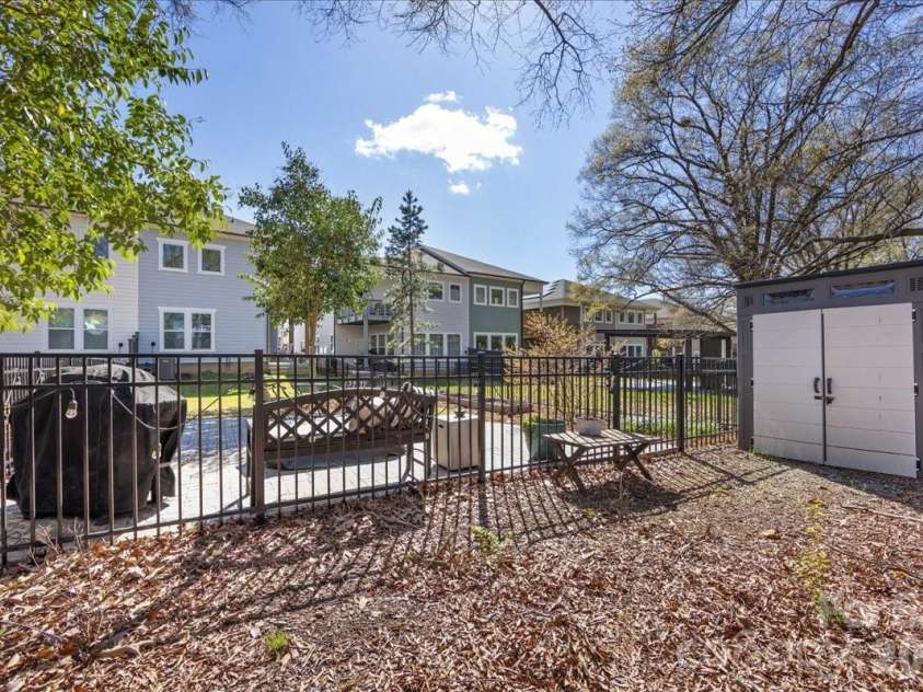 1241 Drummond Avenue, Charlotte, NC 28205.  MLS# CAR4362563, YatesRealty ID 21590. 