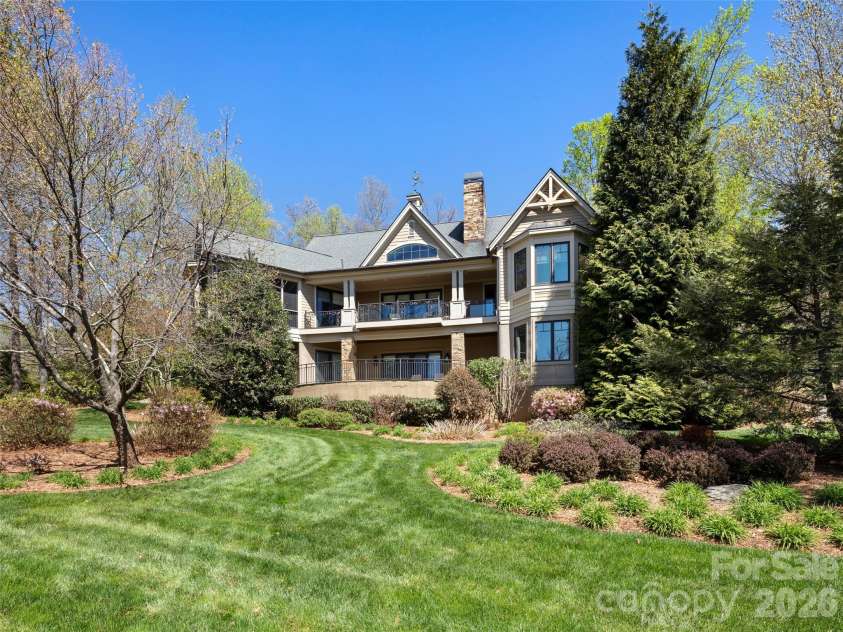 171 Walnut Valley Parkway, Arden, NC 28704.  MLS# CAR4373802, YatesRealty ID 21591. 