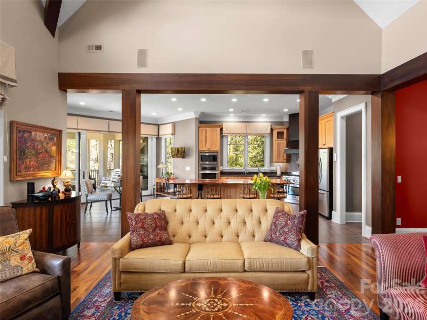 171 Walnut Valley Parkway, Arden, NC 28704.  MLS# CAR4373802, YatesRealty ID 21591. 