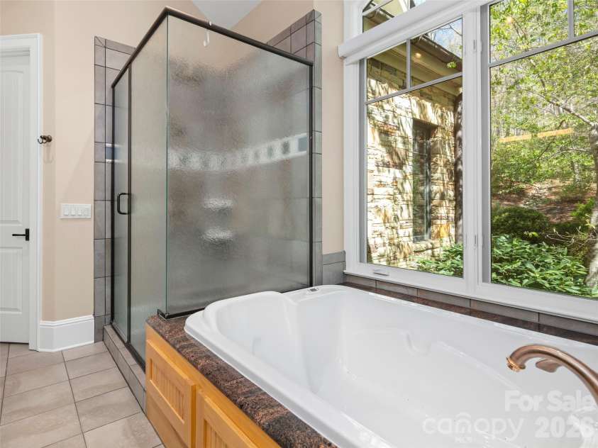 171 Walnut Valley Parkway, Arden, NC 28704.  MLS# CAR4373802, YatesRealty ID 21591. 