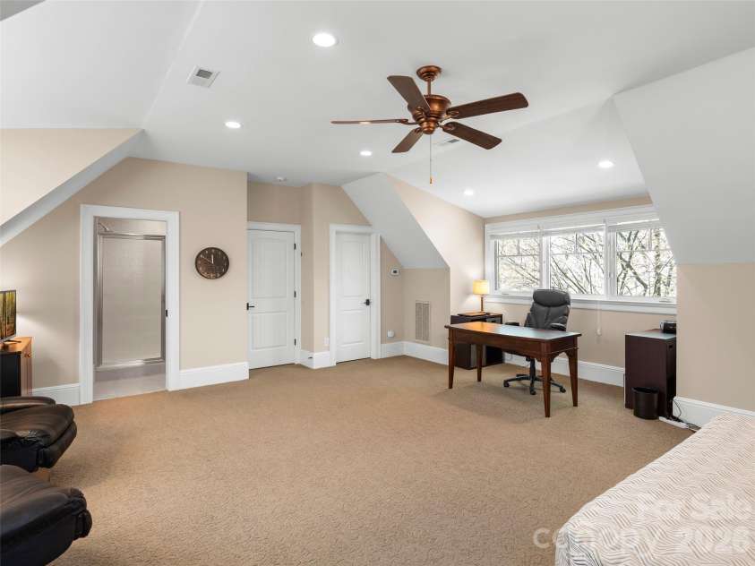 171 Walnut Valley Parkway, Arden, NC 28704.  MLS# CAR4373802, YatesRealty ID 21591. 