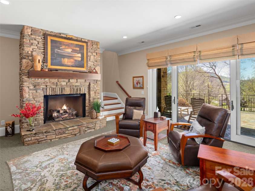 171 Walnut Valley Parkway, Arden, NC 28704.  MLS# CAR4373802, YatesRealty ID 21591. 