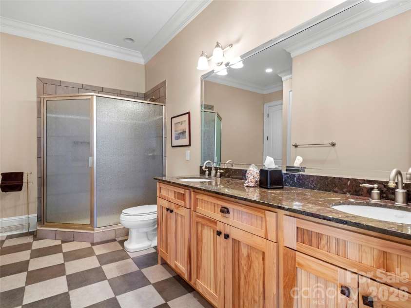 171 Walnut Valley Parkway, Arden, NC 28704.  MLS# CAR4373802, YatesRealty ID 21591. 