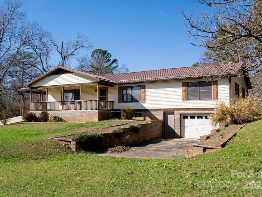 261 Lower Christ School Road, Fletcher, NC 28732.  MLS# CAR4201835, YatesRealty ID 21592. 