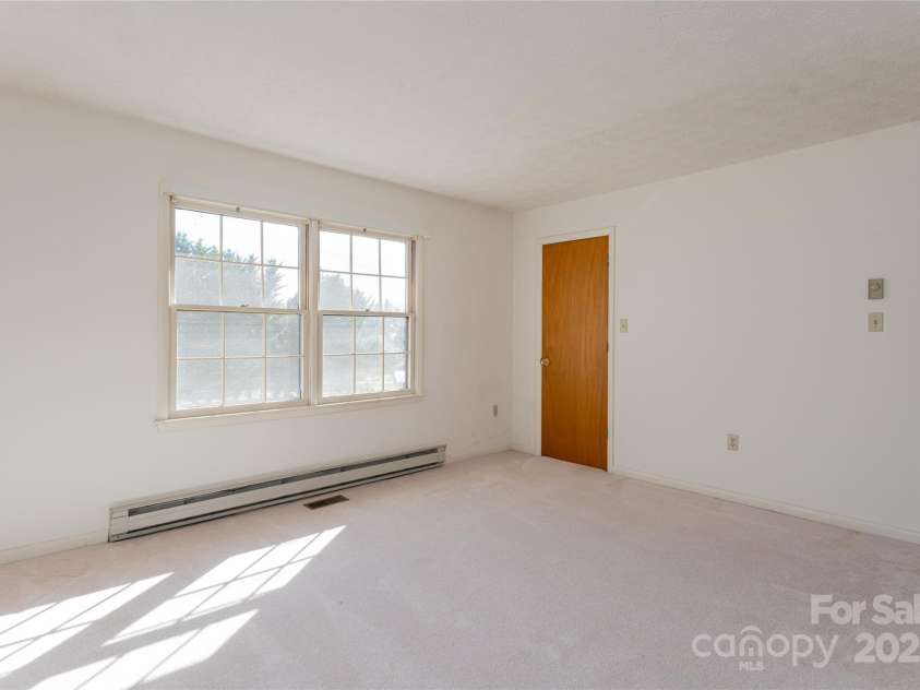 261 Lower Christ School Road, Fletcher, NC 28732.  MLS# CAR4201835, YatesRealty ID 21592. 