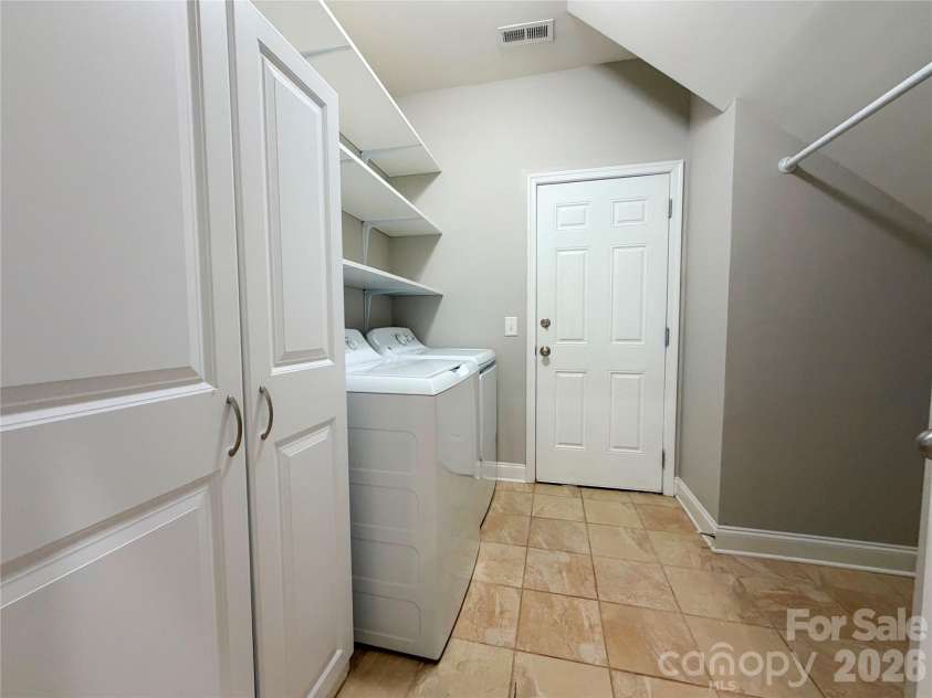 10313 Woodview Circle, Charlotte, NC 28277.  MLS# CAR4372078, YatesRealty ID 21593. 