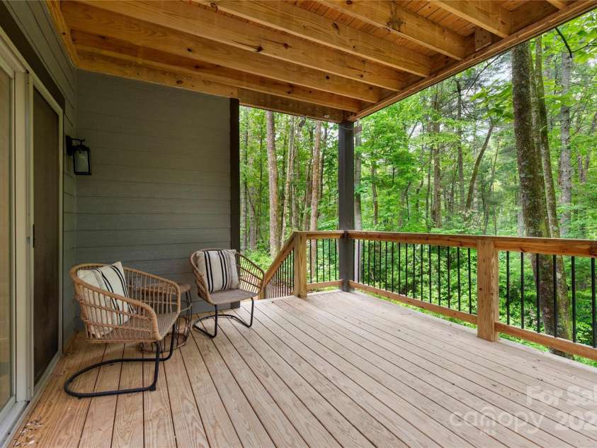 68 Huckleberry Ridge Lane, Zirconia, NC 28790.  MLS# CAR4265431, YatesRealty ID 21593. 