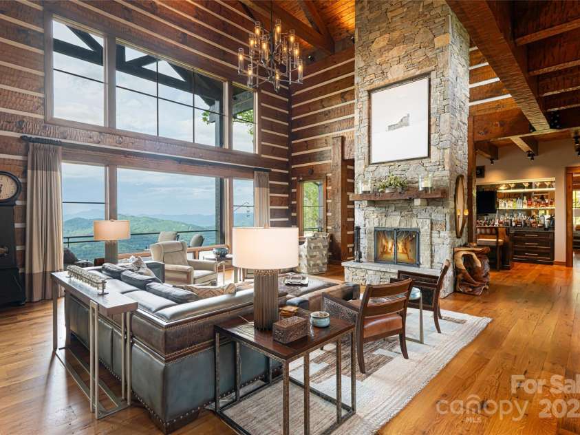 511 Asgi Trail, Maggie Valley, NC 28751.  MLS# CAR4258504, YatesRealty ID 21595. 