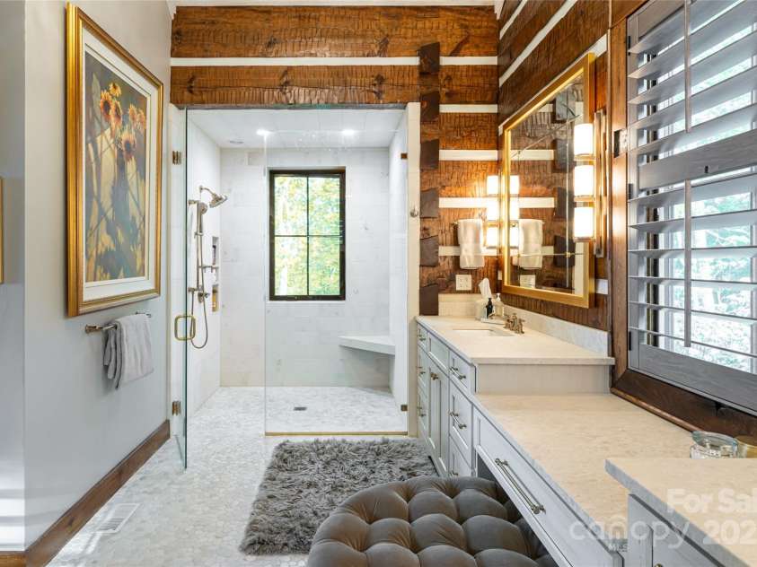 511 Asgi Trail, Maggie Valley, NC 28751.  MLS# CAR4258504, YatesRealty ID 21595. 