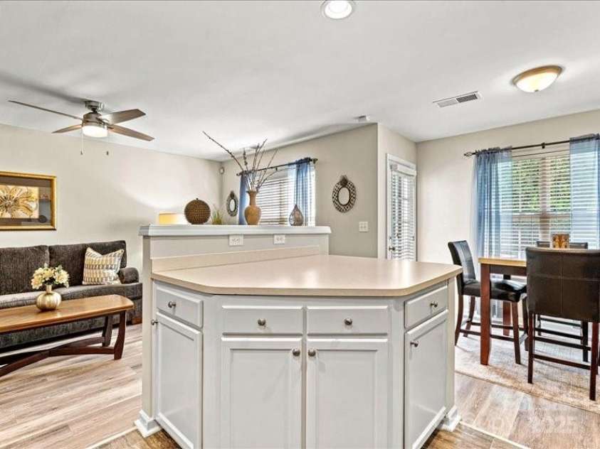 10063 Reindeer Way Lane, Charlotte, NC 28216.  MLS# CAR4265964, YatesRealty ID 21596. Kitchen with island