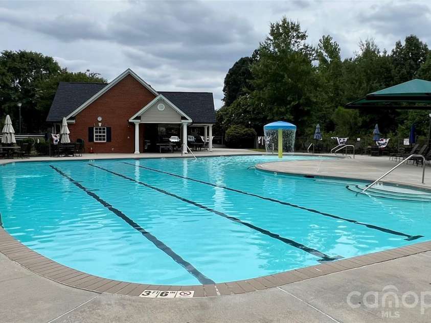 2413 Merryvale Way, Waxhaw, NC 28173.  MLS# CAR4379926, YatesRealty ID 21596. 