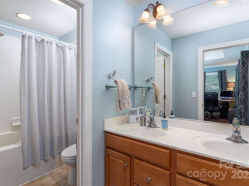 115 White Ash Drive, Asheville, NC 28801.  MLS# CAR4272589, YatesRealty ID 21597. 