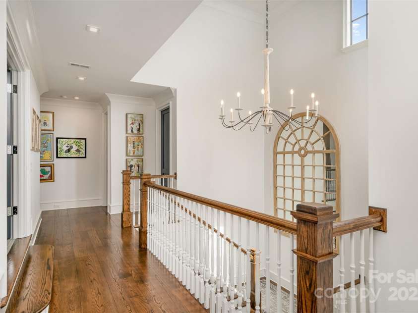 1328 Kings Drive, Charlotte, NC 28207.  MLS# CAR4221350, YatesRealty ID 21598. 