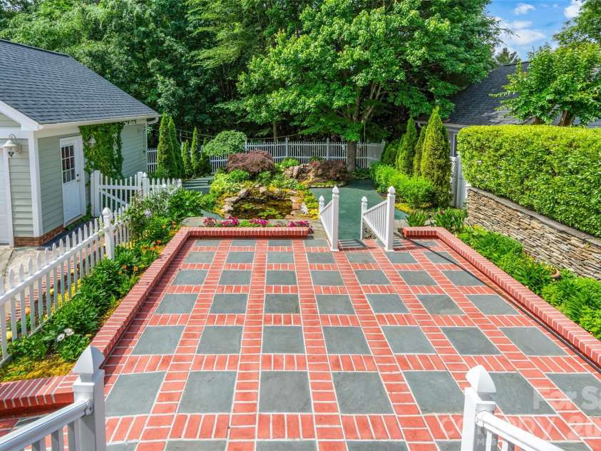 3249 Richards Crossing, Fort Mill, SC 29708.  MLS# CAR4379919, YatesRealty ID 21599. 