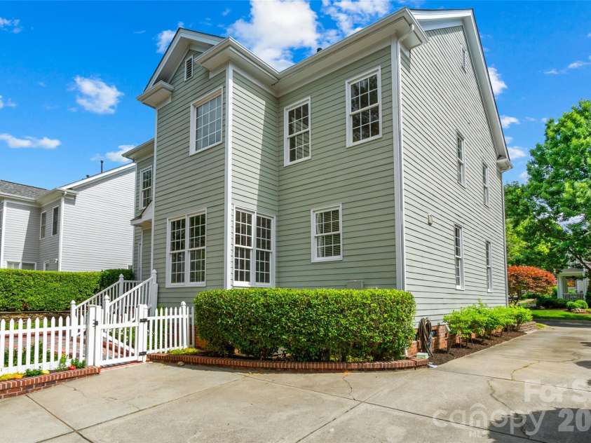 3249 Richards Crossing, Fort Mill, SC 29708.  MLS# CAR4379919, YatesRealty ID 21599. 