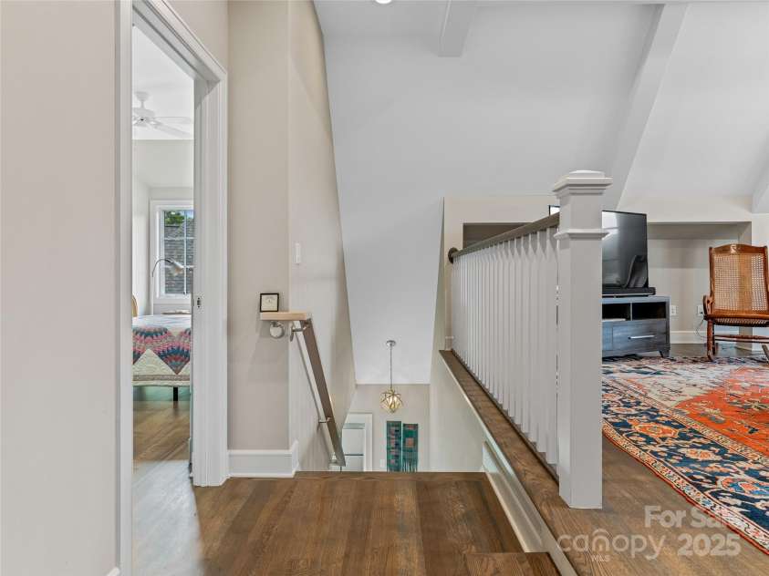 63 Chantilly Drive, Asheville, NC 28804.  MLS# CAR4259333, YatesRealty ID 21599. 