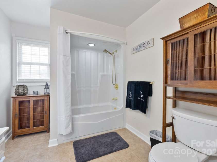 127 Spring Oaks Drive, Troutman, NC 28166.  MLS# CAR4187758, YatesRealty ID 216. 