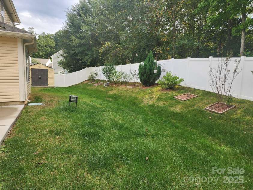 908 Sherman Street, Gastonia, NC 28052.  MLS# CAR4310650, YatesRealty ID 216. 