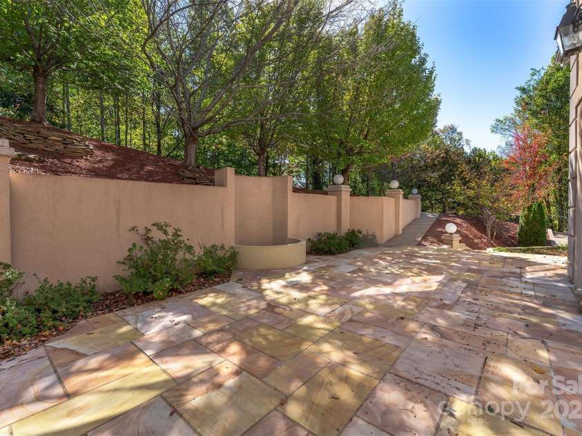 345 Hawks Nest Trail, Lake Lure, NC 28746.  MLS# CAR4313518, YatesRealty ID 2160. 