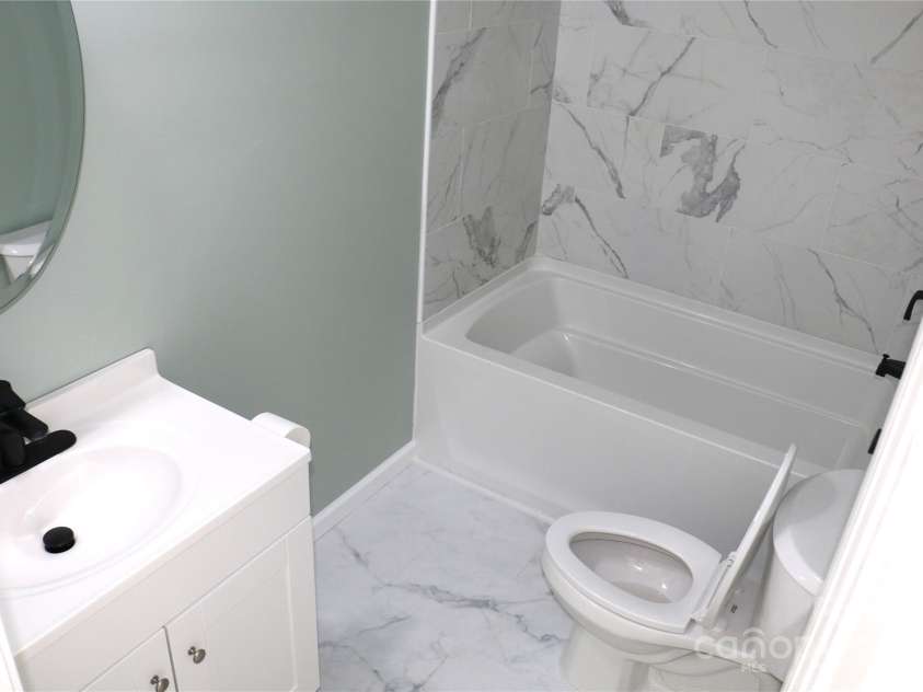 815 Jefferson Street, Shelby, NC 28150.  MLS# CAR4278369, YatesRealty ID 2160. 