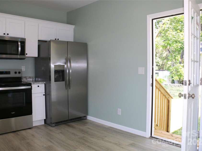 815 Jefferson Street, Shelby, NC 28150.  MLS# CAR4278369, YatesRealty ID 2160. 