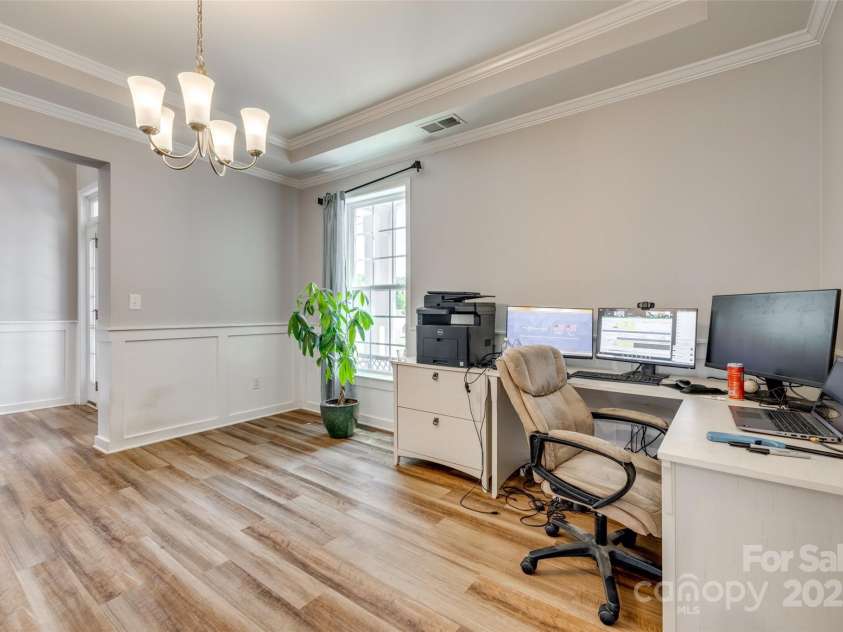 14925 Baldridge Drive, Huntersville, NC 28078.  MLS# CAR4249173, YatesRealty ID 21601. 